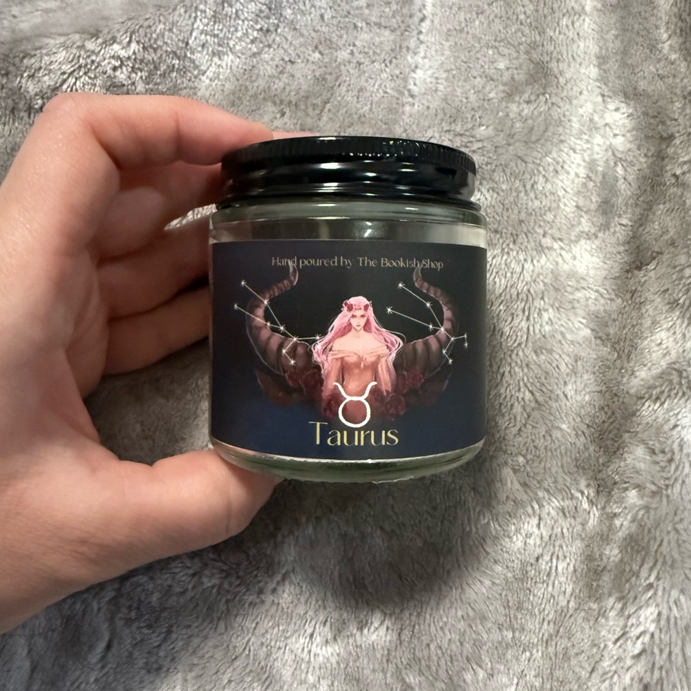 The Bookish Box Evangeline Fox from Once Upon a Broken Heart Taurus Candle
